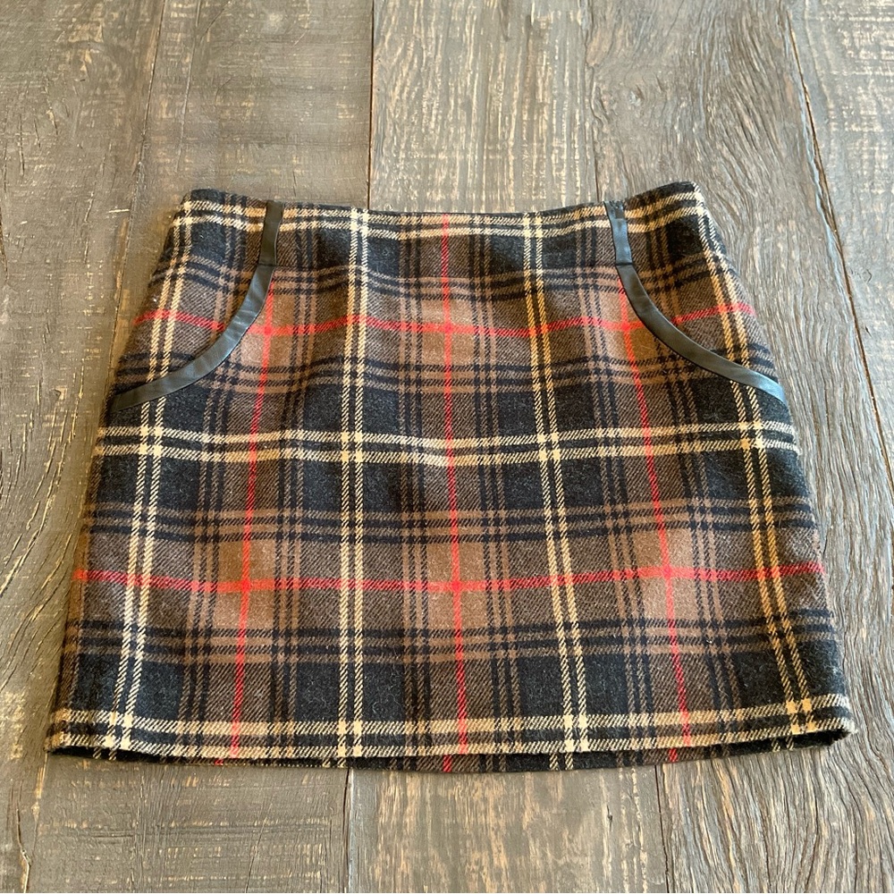The Limited Plaid Textured Flannel Skirt — Size 4 — Fall Colors